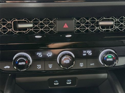 Used 2025 Honda Accord Sport image 9