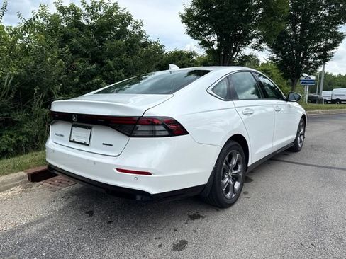 Used 2023 Honda Accord EX-L image 8