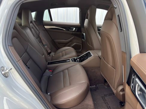 Used 2023 Porsche Panamera 4S image 44