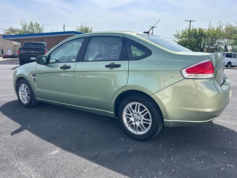 Used 2008 Ford Focus SE FWD image 6