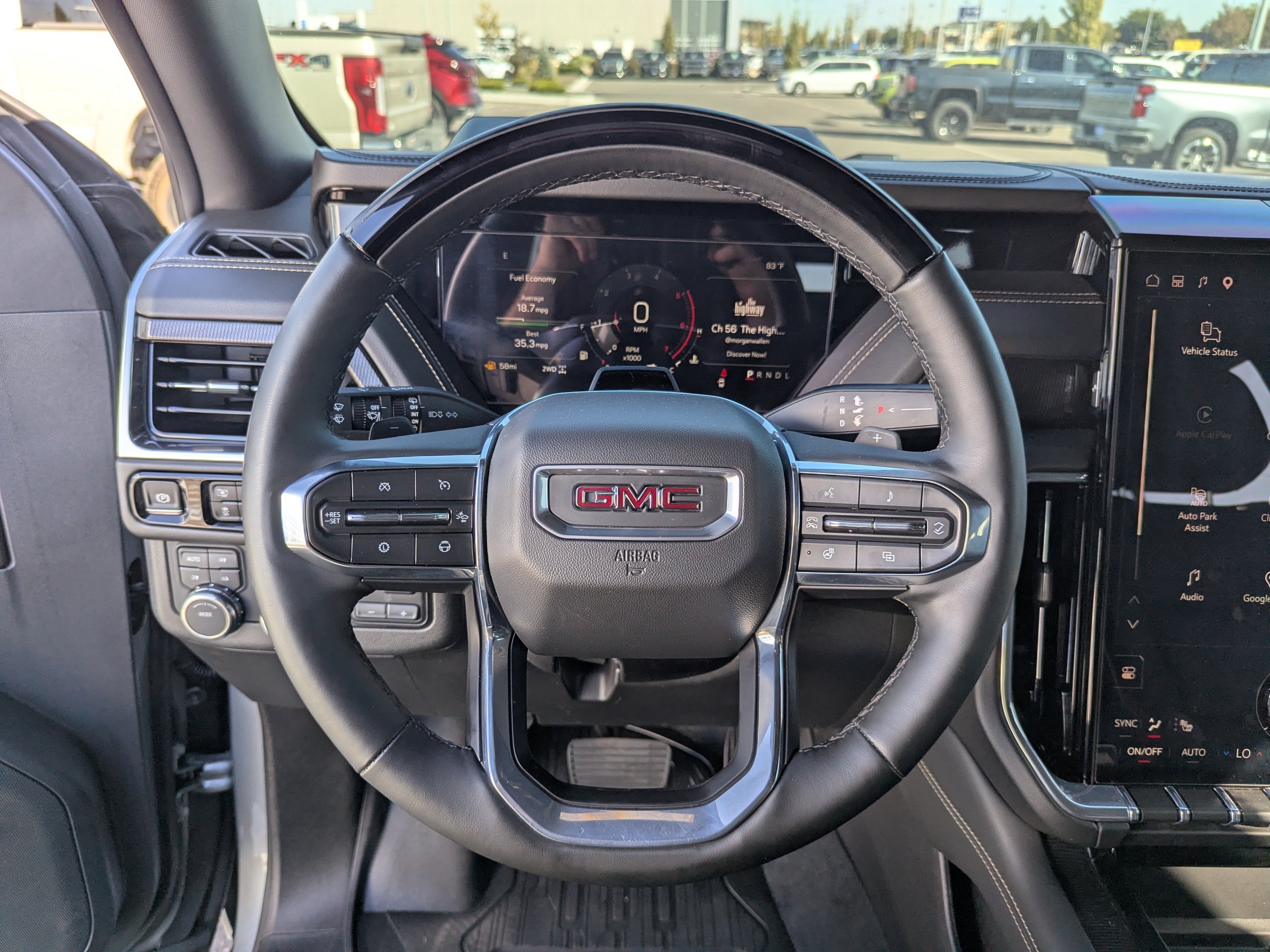 Used 2025 GMC Yukon Elevation AWD/4WD image 16