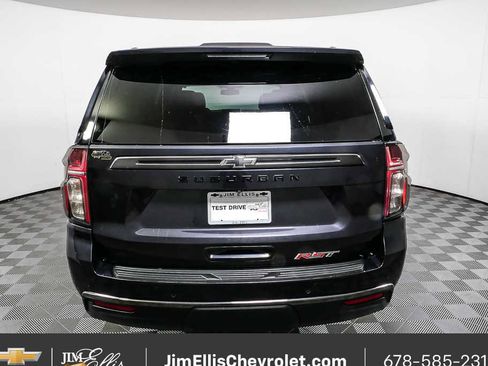 Used 2022 Chevrolet Suburban RST w/ Luxury Package image 30