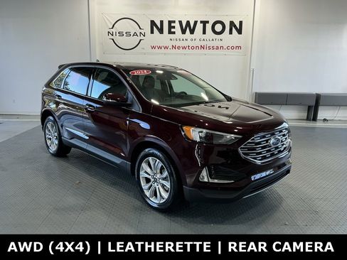 Used 2024 Ford Edge Titanium image 1