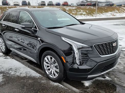 Used 2023 Cadillac XT4 Premium Luxury w/ Cold Weather Package image 16