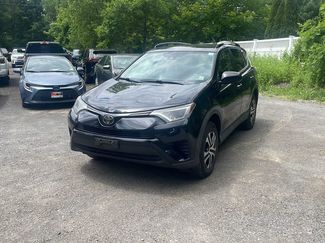 Used 2018 Toyota RAV4 LE w/ All Weather Liner Package AWD/4WD video 1