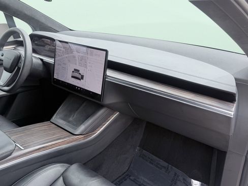 Used 2023 Tesla Model X AWD/4WD image 55