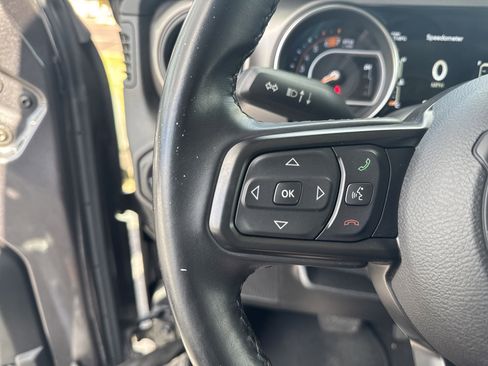 Certified 2021 Jeep Wrangler Sport S image 21