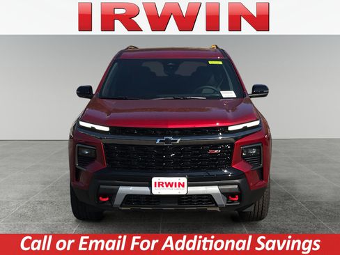 New 2026 Chevrolet Traverse Z71 w/ Enhanced Driving Package image 8