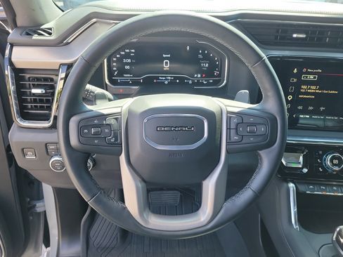 Used 2024 GMC Sierra 1500 Denali w/ Denali Reserve Package AWD/4WD image 22