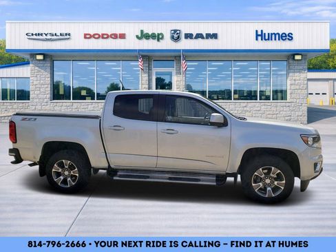 Used 2016 Chevrolet Colorado Z71 AWD/4WD image 2