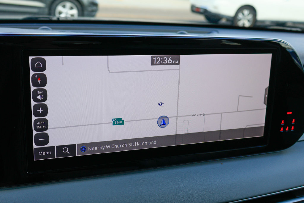 Used 2025 Hyundai Palisade SEL FWD image 3