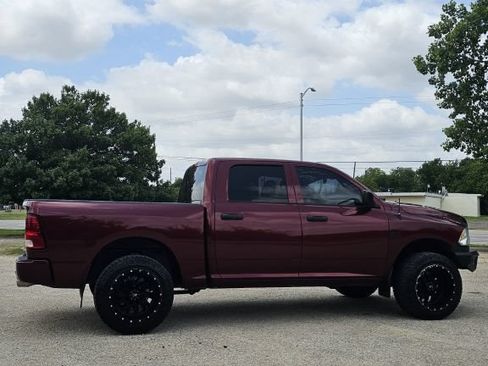 Used 2017 RAM 1500 Express AWD/4WD image 5