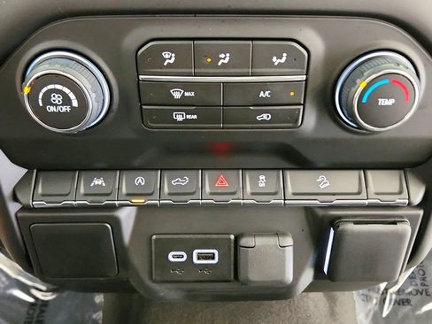 Used 2026 Chevrolet Silverado 1500 Custom Trail Boss AWD/4WD image 30