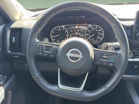 Certified 2023 Nissan Pathfinder SL w/ SL Premium Package image 12