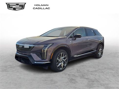 New 2026 Cadillac Optiq Luxury 1 image 1