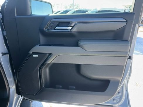 Used 2025 Chevrolet Silverado 1500 ZR2 w/ Technology Package image 53