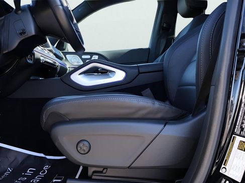 Certified 2024 Mercedes-Benz GLS 450 4MATIC image 40