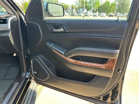 Used 2015 Chevrolet Tahoe LTZ AWD/4WD image 24