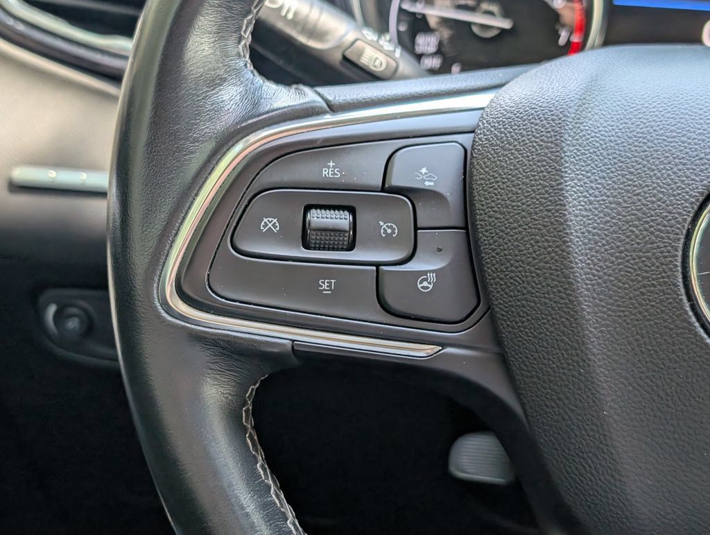 Used 2022 Buick Encore GX Essence w/ Experience Buick Package FWD image 26