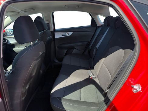 Used 2024 Kia Forte LXS FWD image 16
