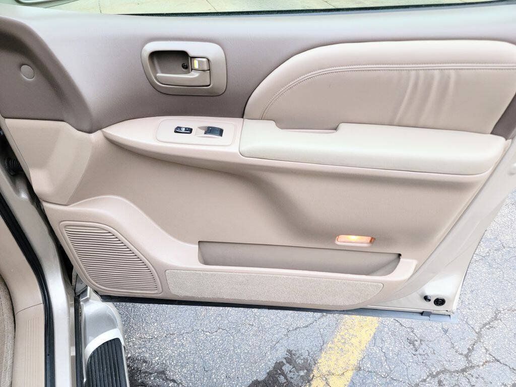 Used 2002 Toyota Sienna XLE w/ XLE Luxury Pkg FWD image 37