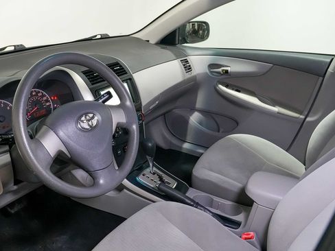 Used 2010 Toyota Corolla LE FWD image 18