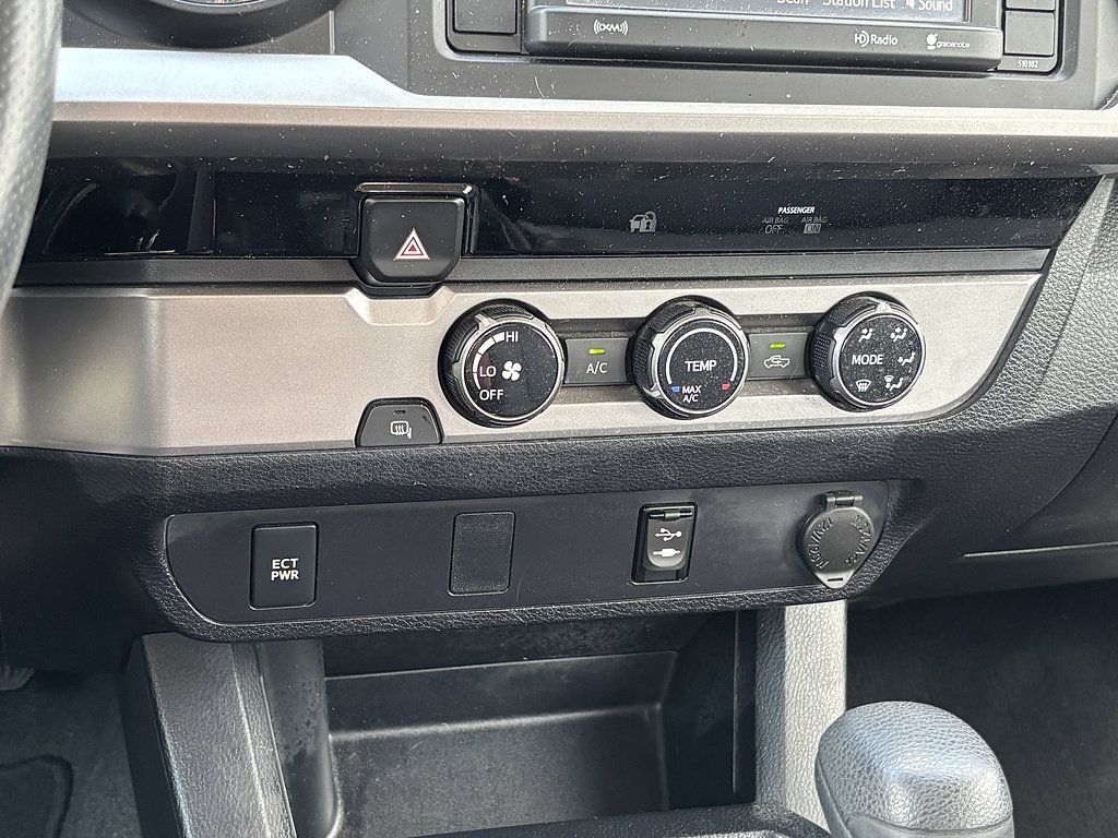 Used 2017 Toyota Tacoma SR5 w/ Tow Package RWD image 19