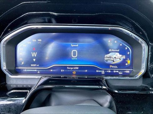 Used 2024 Chevrolet Silverado 1500 LT image 10