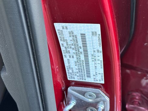 Used 2017 Ford Escape Titanium FWD image 34