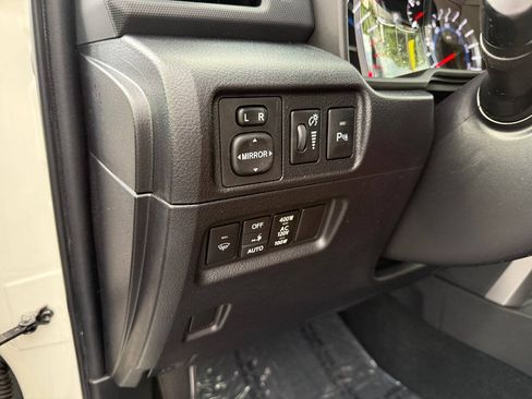 Used 2016 Toyota 4Runner Limited AWD/4WD image 64