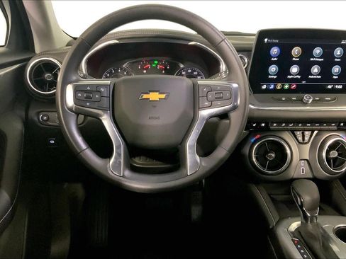 Used 2025 Chevrolet Blazer LT w/ Convenience Package image 5