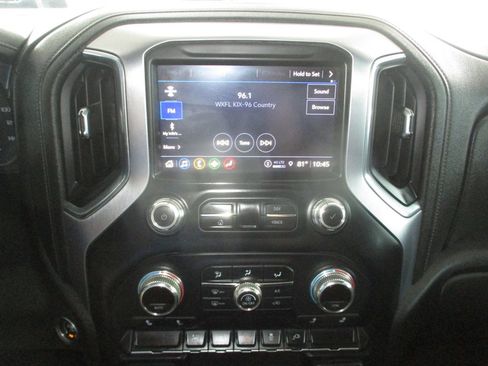 Used 2022 GMC Sierra 2500 SLE w/ SLE Convenience Package image 19