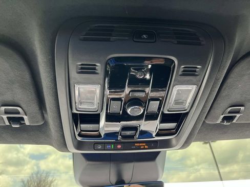 Certified 2025 Cadillac Escalade Sport Platinum image 39