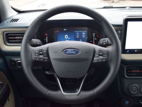 New 2026 Ford Maverick Lariat image 8