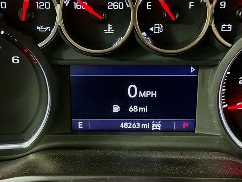 Used 2021 Chevrolet Silverado 1500 RST AWD/4WD image 13