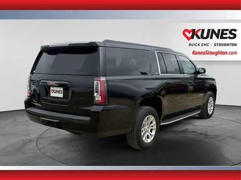 Used 2019 GMC Yukon XL SLT AWD/4WD image 8