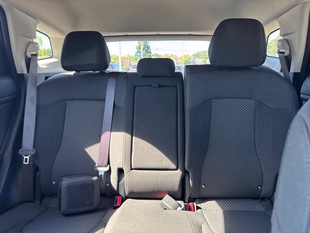 Used 2025 Kia Sportage LX FWD image 9