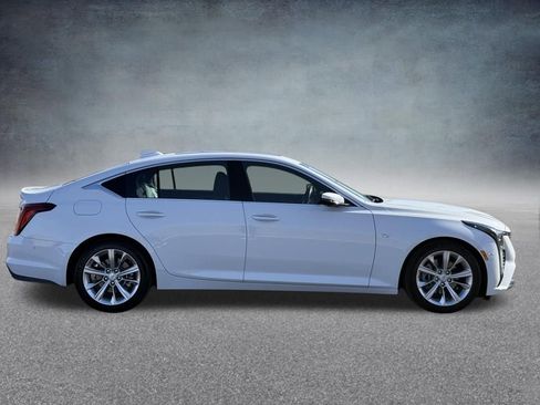 Used 2025 Cadillac CT5 Premium Luxury image 2