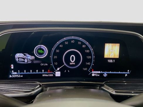Used 2022 Cadillac Escalade ESV Sport AWD/4WD image 12