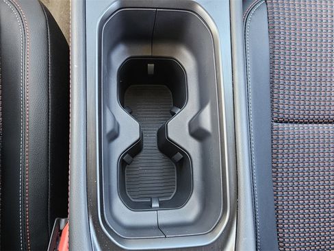 New 2026 Nissan Kicks SR image 20