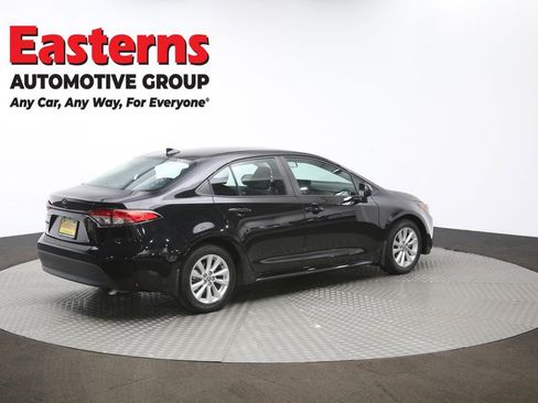 Used 2023 Toyota Corolla LE w/ LE Convenience Package image 41