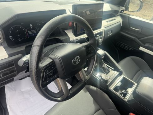 Certified 2024 Toyota Tacoma TRD Off-Road image 12