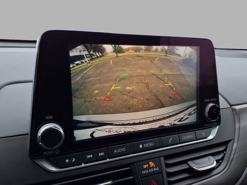 Certified 2024 Nissan Altima 2.5 SV image 6