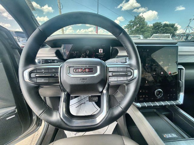 Certified 2026 GMC Acadia Elevation w/ Elevation Premium Package FWD image 11