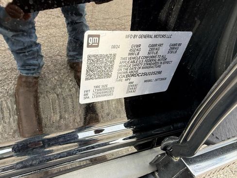 Used 2025 GMC Hummer EV 3X w/ LPO, Roof Cross Rail Package AWD/4WD image 35