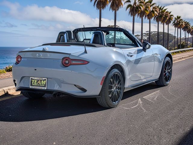 New 2026 MAZDA MX-5 Miata Club w/ Interior Package RWD image 5