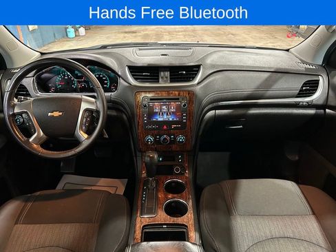 Used 2014 Chevrolet Traverse LT w/ All-Star Edition FWD image 2