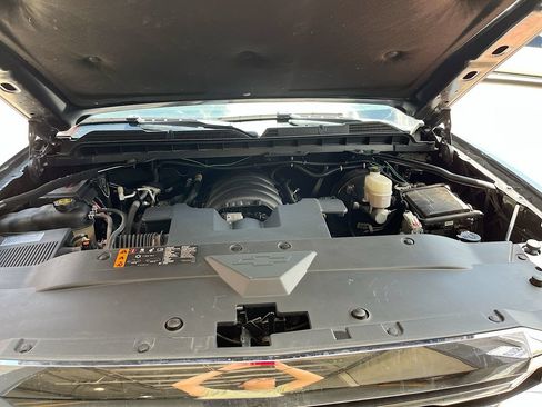 Used 2018 Chevrolet Silverado 1500 High Country AWD/4WD image 30