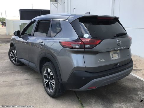Used 2023 Nissan Rogue SV w/ SV Premium B Package FWD image 6