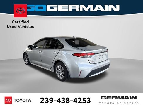 Used 2020 Toyota Corolla LE FWD image 4